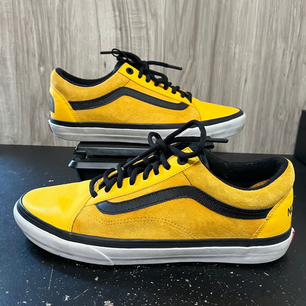 Size 10  - VANS The North Face x Old Skool MTE DX Yellow